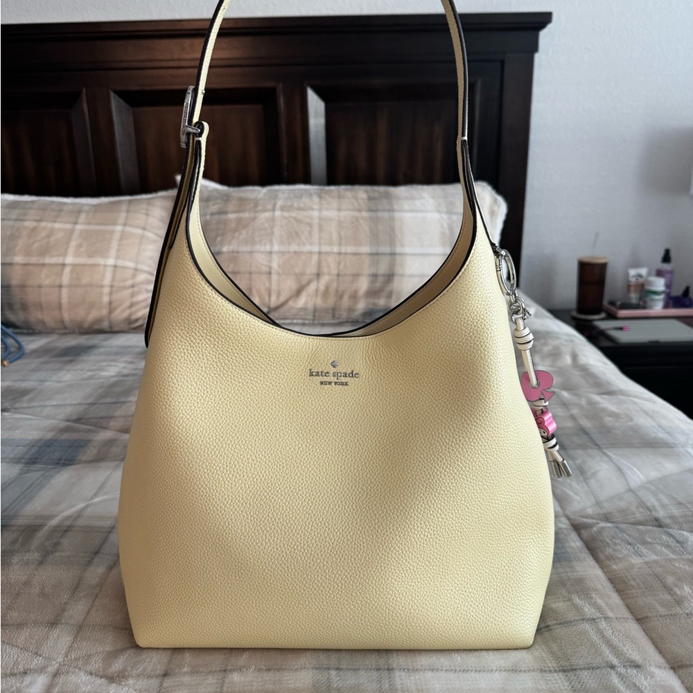 Kate Spade Large 454 in lemon fondant color